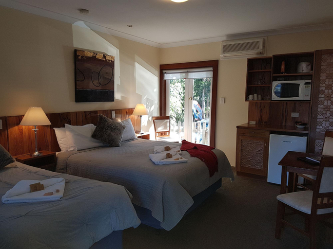 Others 5, Adamsons Riverside, Augusta-Margaret River