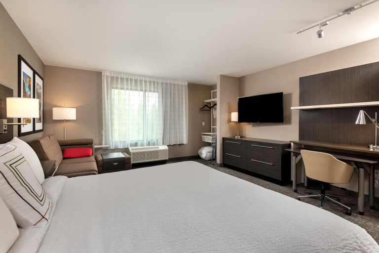Bedroom 3, TownePlace Suites Whitefish, Flathead