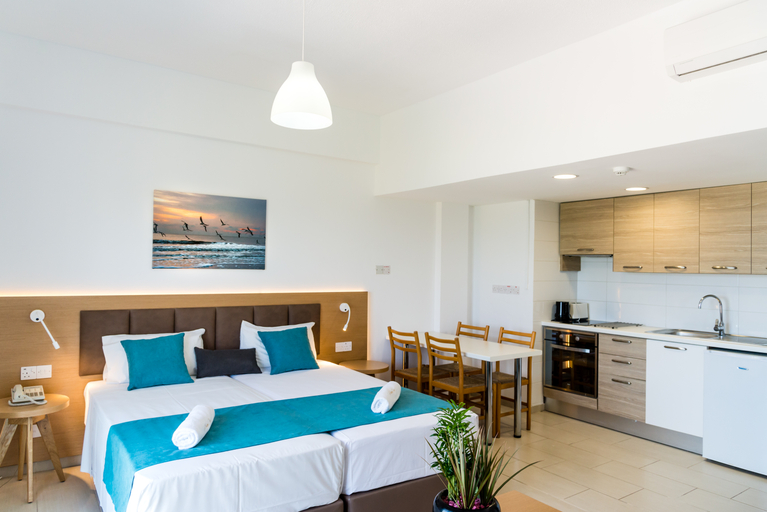 Bedroom, Helios Bay Hotel Apts & Villas
