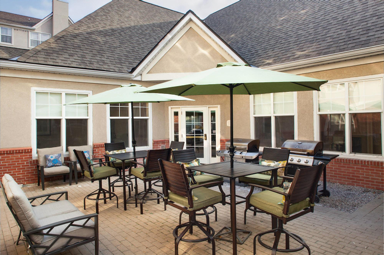 Food & Drinks 5, Residence Inn by Marriott Whitby, Durham