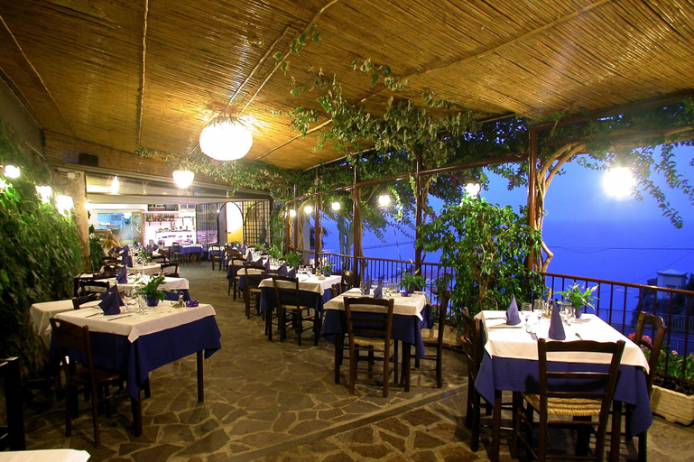 Food & Drinks 5, Al Pesce d'Oro, Salerno