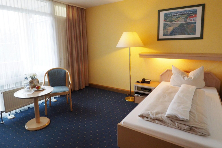 Bedroom 4, Kurhotel Panland, Passau