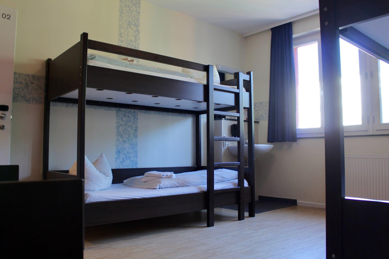 Bedroom 4, Holi Hostel Hotel, Berlin