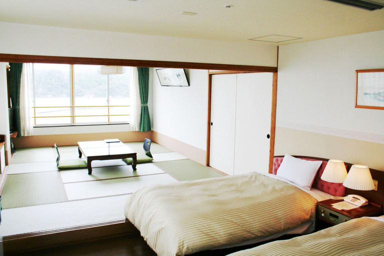 Bedroom 3, Oki Plaza Hotel, Okinoshima