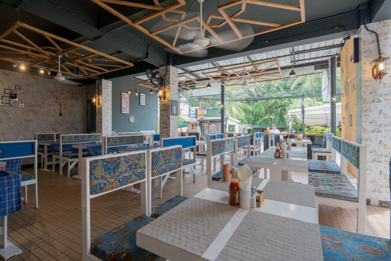 Food & Drinks 5, Amarin Residence Patong, Pulau Phuket