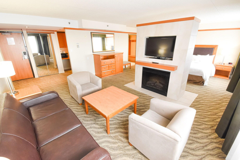 Public Area 2, Canad Inns Polo Park, Division No. 11