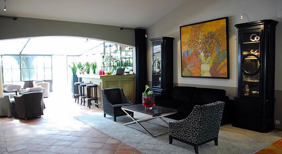 Public Area, De Mougins, Alpes-Maritimes