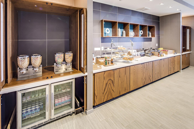 Food & Drinks 5, SpringHill Suites Dayton Vandalia, Montgomery