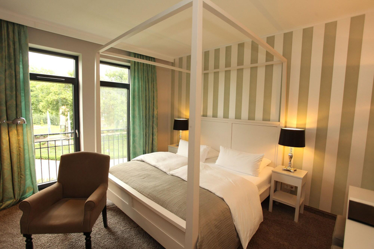 Bedroom 3, Schloss Basthorst, Ludwigslust-Parchim