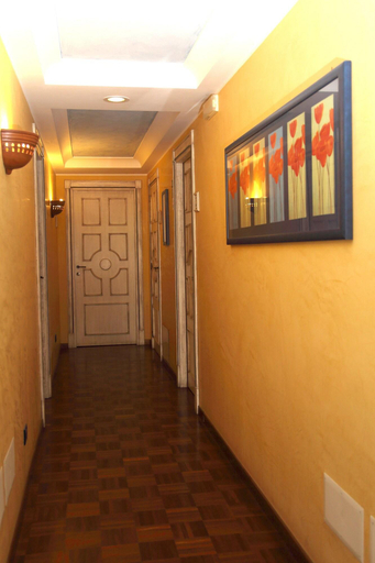 Public Area 2, Pozzallo Motel Nautico, Ragusa