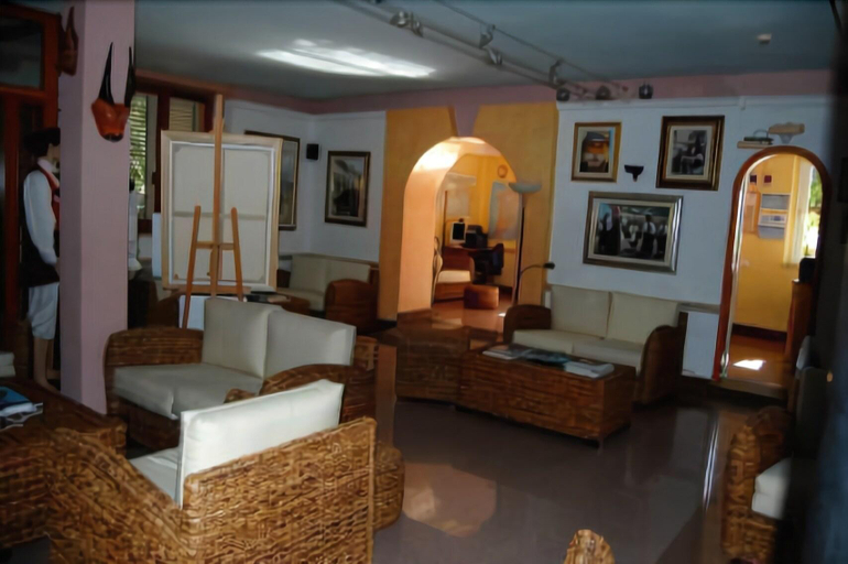 Public Area 3, Aparthotel Domus De Janas Sul Mare, Ogliastra