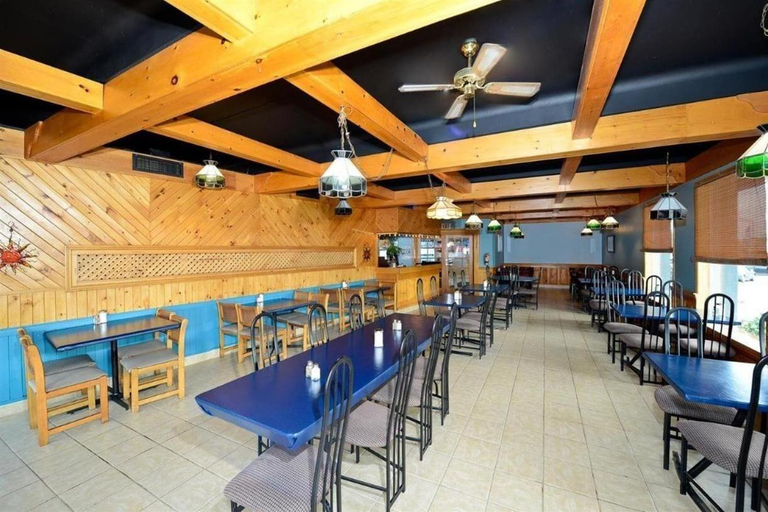 Food & Drinks 5, Travelers Inn, Hastings