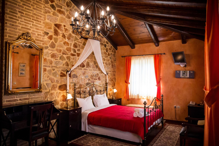 Bedroom 3, Acronafplia A, Peloponnese