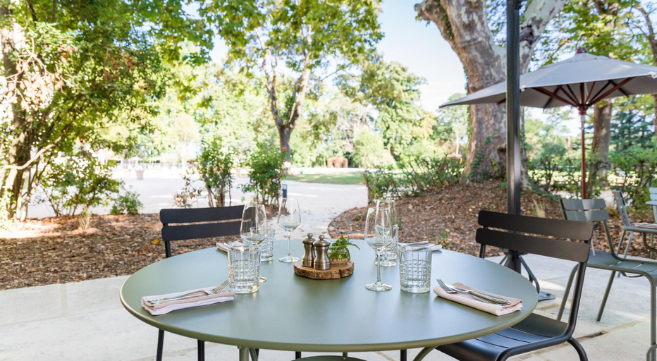 Food & Drinks 5, Chateau De Montcaud, Gard