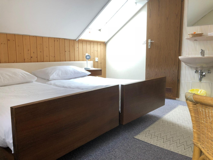 Bedroom 4, Residence Brunner, Interlaken