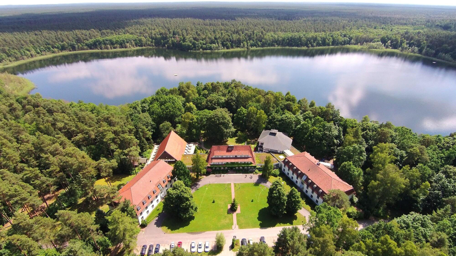 Exterior & Views 4, Hotel Döllnsee-Schorfheide, Uckermark