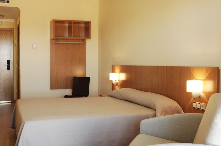 Bedroom 4, Ashotels Monreal Del Campo, Teruel