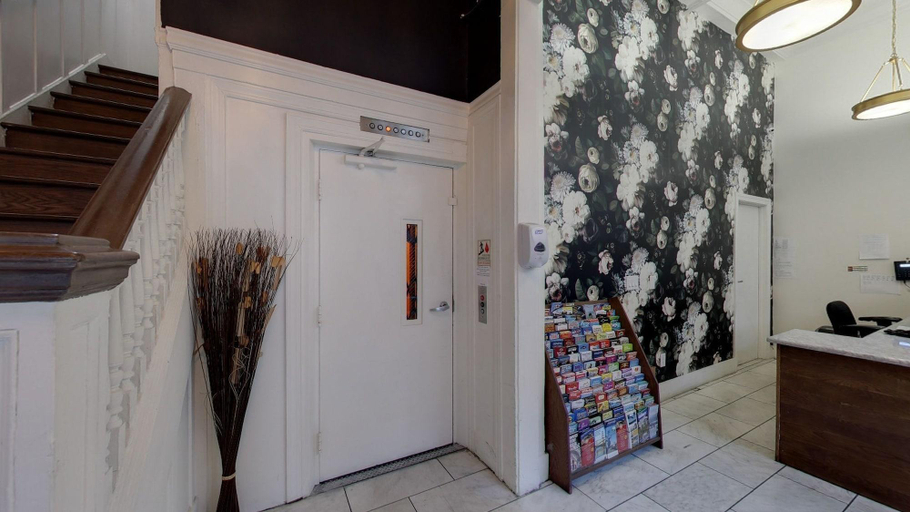 Bathroom 5, Warfield Hotel, San Francisco