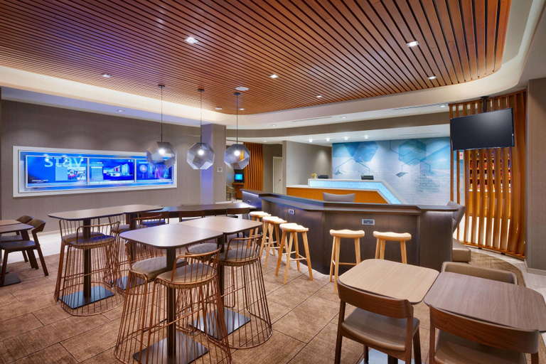 Food & Drinks 5, Springhill Suites By Marriott Salt Lake City-South, Salt Lake