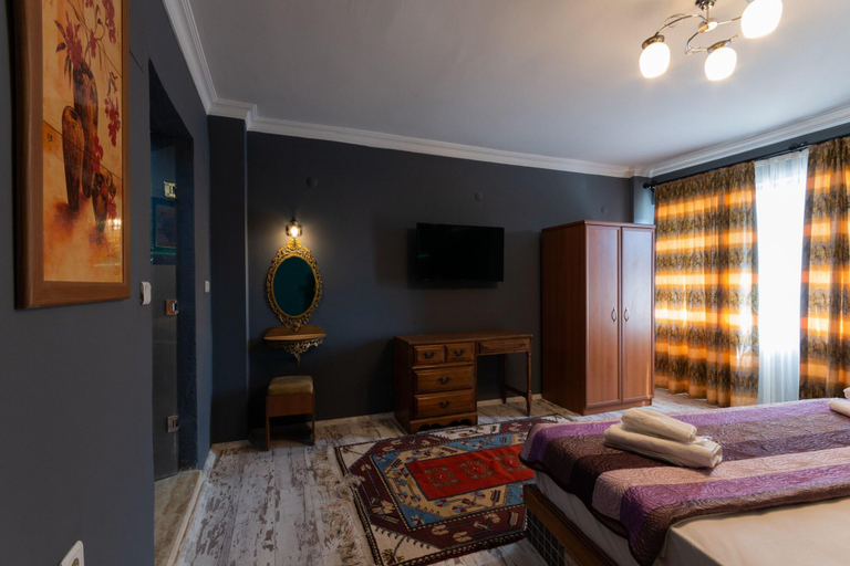Public Area 2, Rebetika Boutique, Selçuk