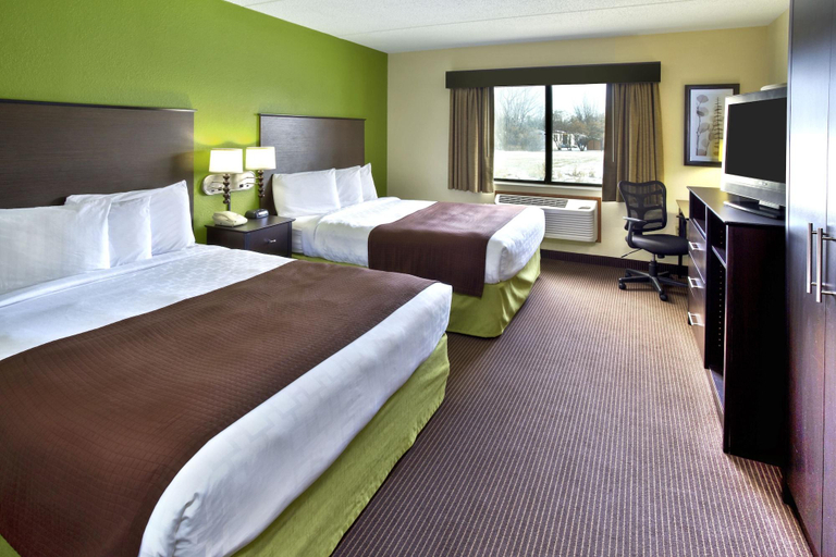 Bedroom 3, AmericInn Lodge & Suites Wisconsin Rapids, Wood