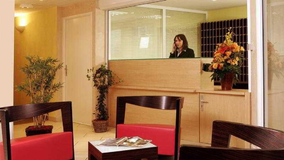 Public Area 3, Aparthotel Adagio Access Carrières-sous-Poissy, Yvelines