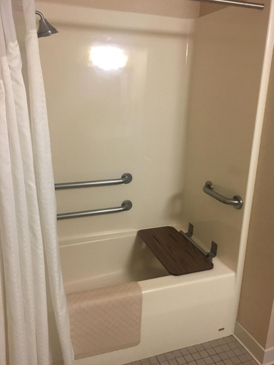 Bathroom 4, Mountain Inn & Suites, Unicoi