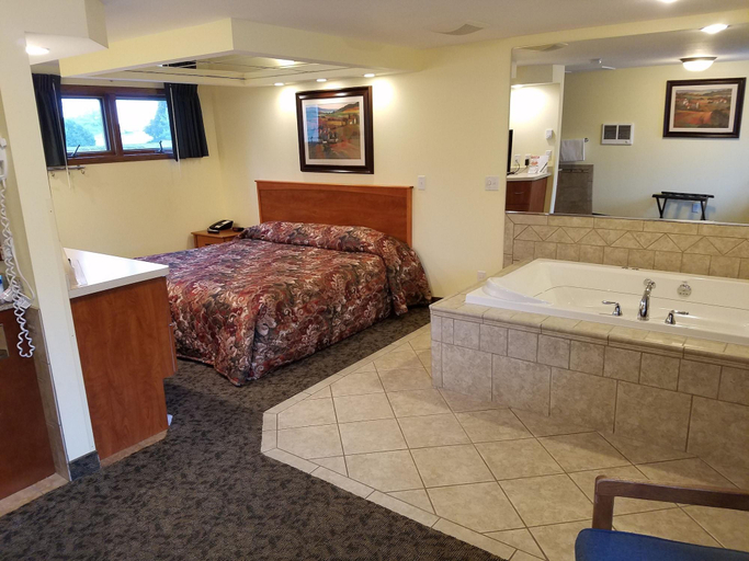 Public Area, Black Hawk Motel, Columbia