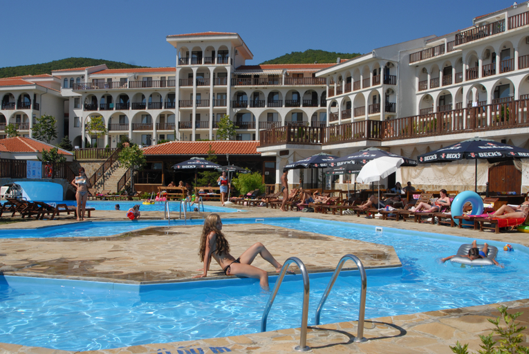 Sport & Beauty 5, Kampani bells apart Complex, Nesebar
