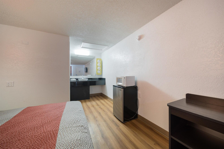 Public Area 3, Motel 6 Hamburg, NY, Erie