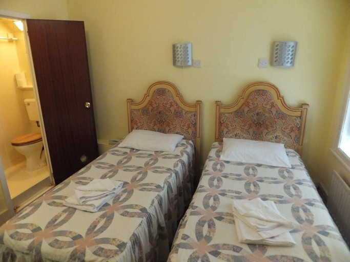 Bedroom 3, Lonsdale London, London