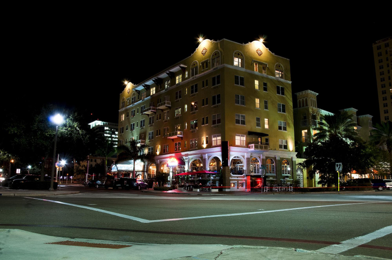 Ponce De Leon Hotel, Pinellas
