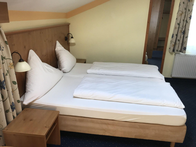 Bedroom 2, Marienhof, Bad Tölz-Wolfratshausen