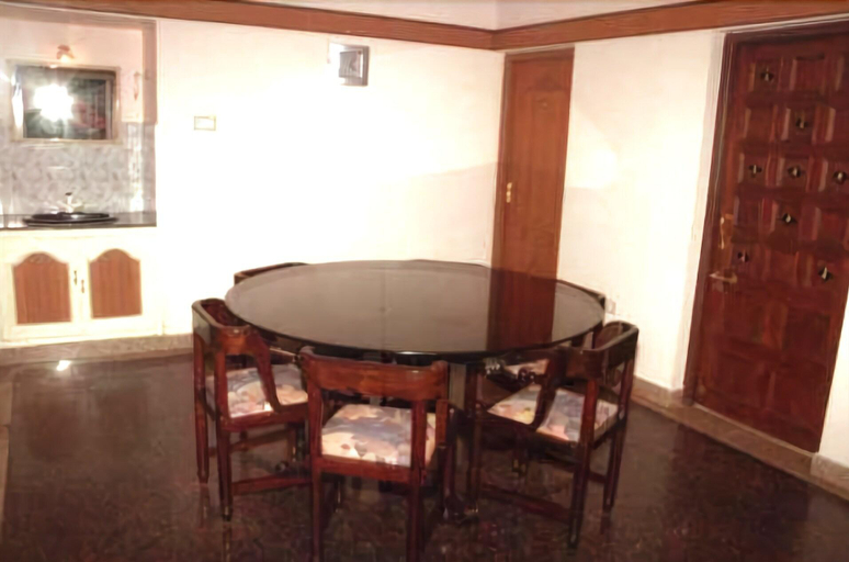 Bedroom 3, Hotel Silver Oak, The Nilgiris