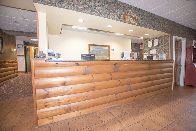Public Area 2, Lake Chatuge Lodge, Towns
