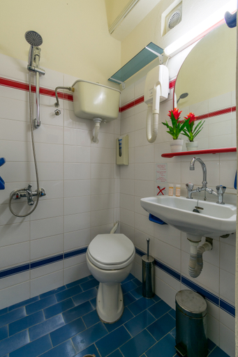 Bathroom, Villa Yannis Hotel Apartments & Suites, Ionian Islands