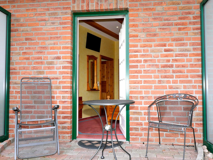 Bedroom 4, Am Steendamm, Verden