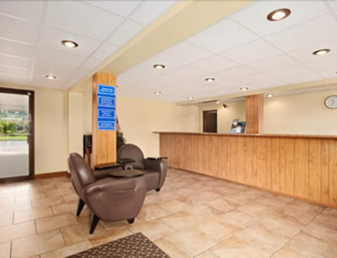 Public Area 2, Hilltop Inn, Allegheny