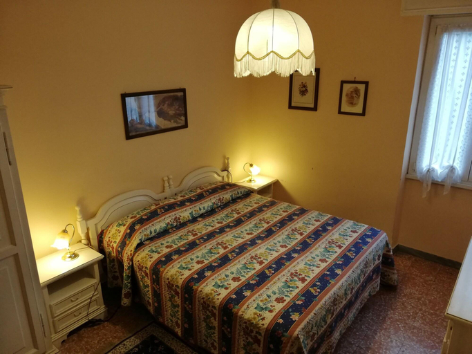 Bedroom 5, Roma, Rome