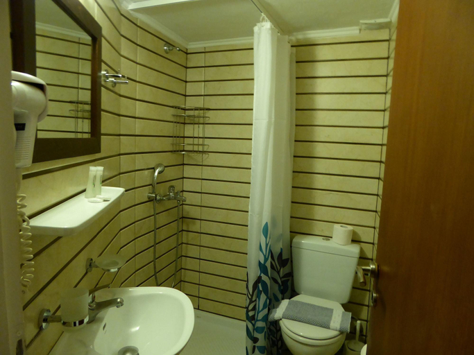 Bathroom 5, Rent Rooms The Seafront, Crete