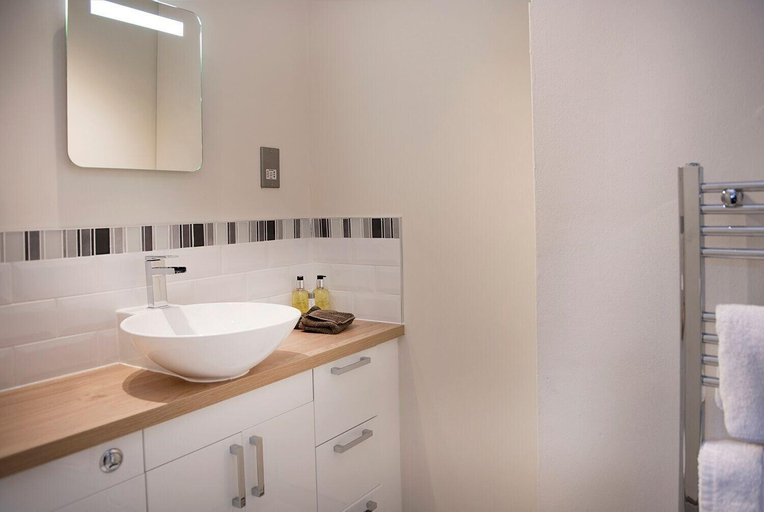 Bathroom 4, Jubilee Conference Centre, Nottingham