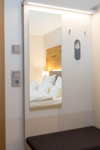 Bedroom 3, Höger's, Osnabrück