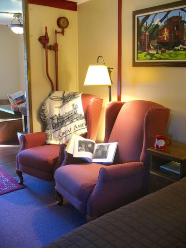 Public Area 3, Featherbed Railroad B&B Resort, Lake