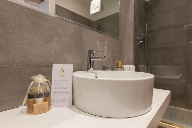 Bathroom 4, La Corte Antica Hotel Milano, Milano