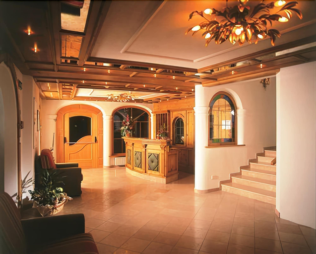 Public Area 3, Turmhotel Gschwendt, Bolzano