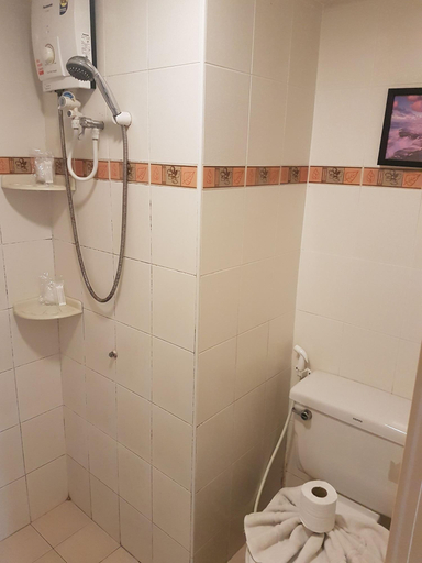 Bathroom 4, The Nest Serviced Apartment, Ratchathewi