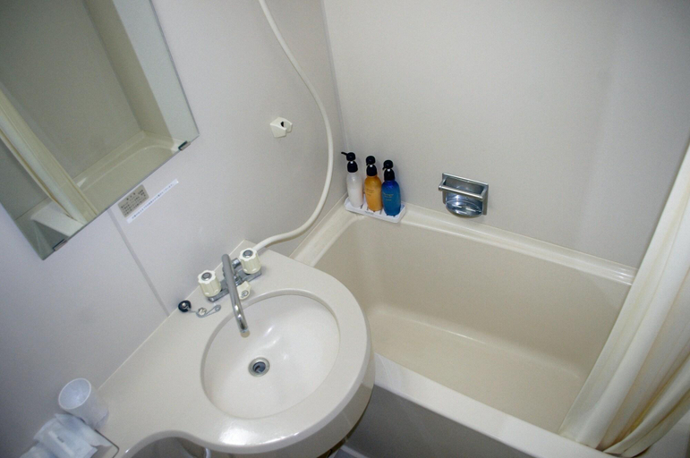 Bathroom 4, Hotel Azumashiya, Kuroishi
