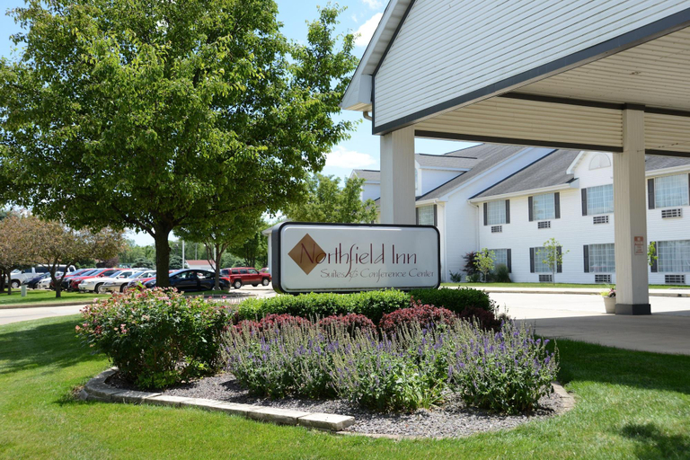 Exterior & Views 2, Northfield Inn And Suites, Sangamon
