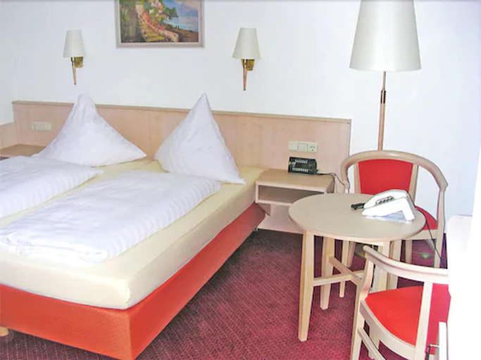 Bedroom 3, Hocher Hotel Cafe, Ansbach