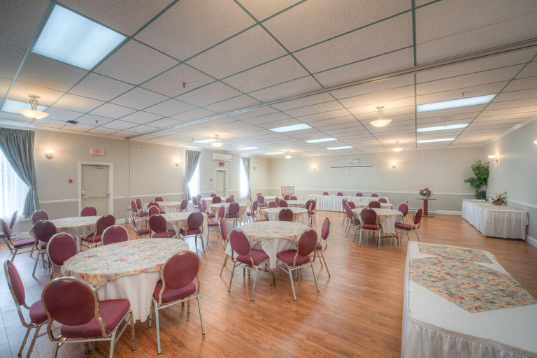 Food & Drinks 4, Claymore Inn, Antigonish